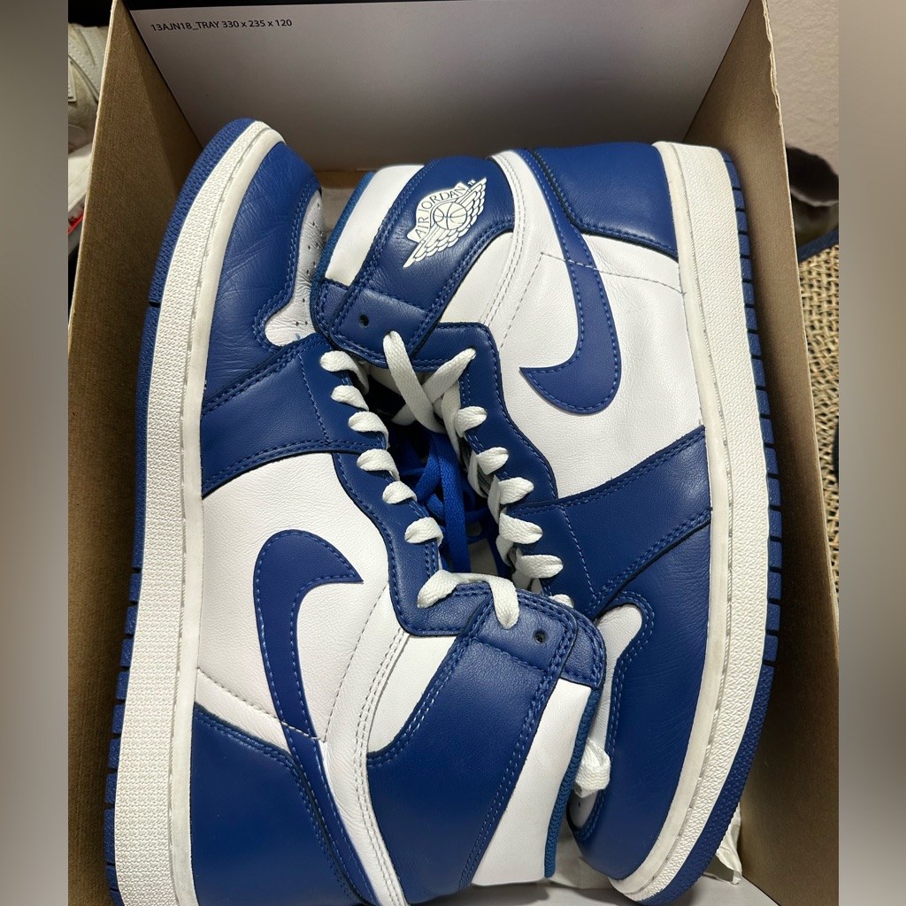 Air Jordan 1